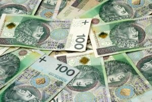 een stapel oude bankbiljetten waar je geld mee kunt verdienen